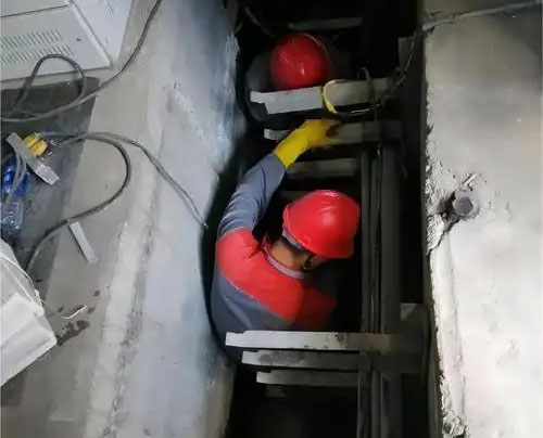 黄潭镇电缆沟堵漏